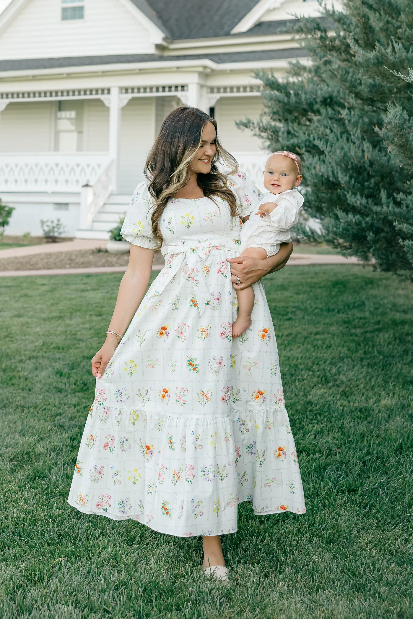 Ann Maxi Dress with Nursing Zippers in Birth Flowers - Image 10