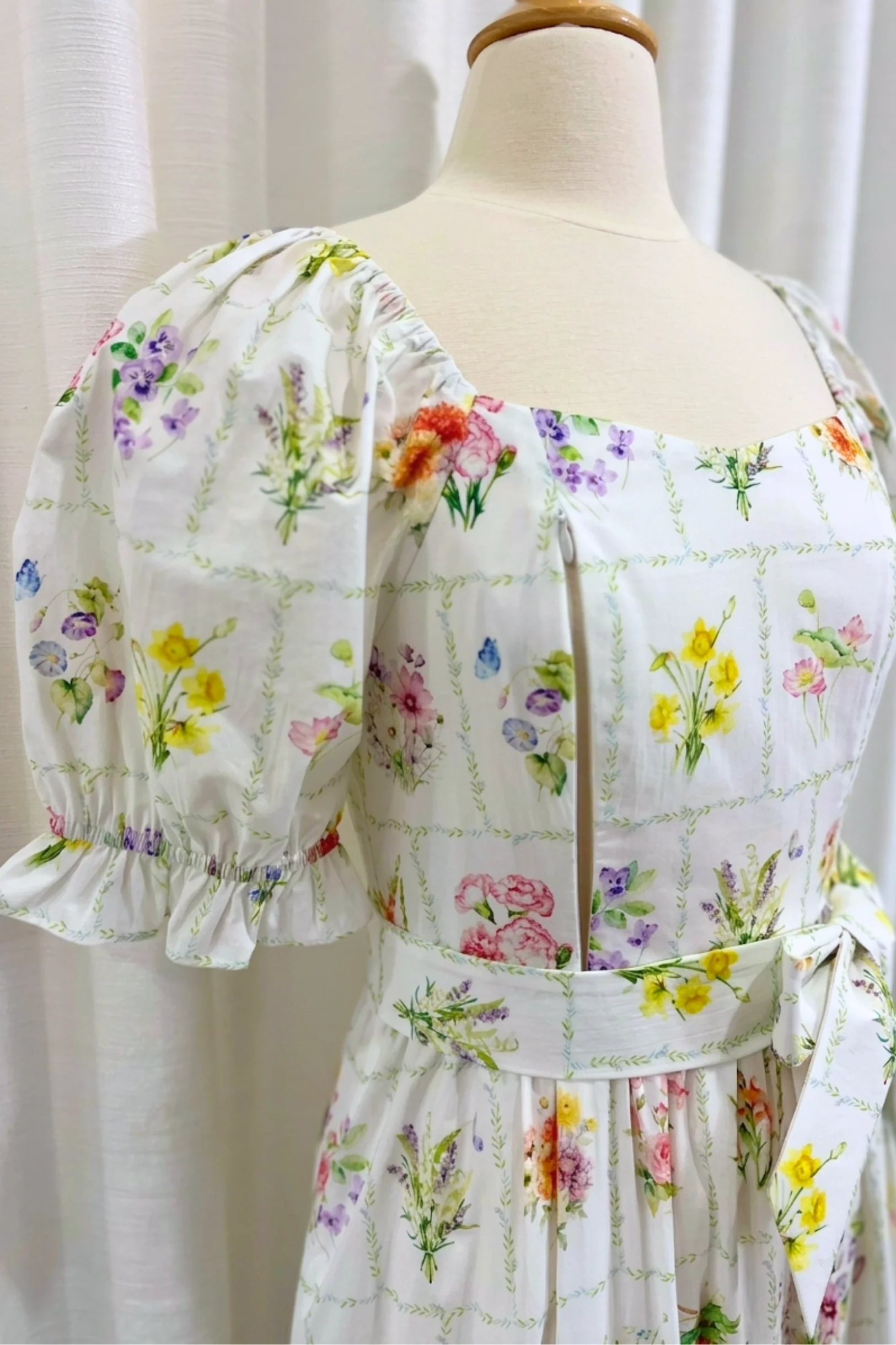 Ann Maxi Dress with Nursing Zippers in Birth Flowers - Image 3