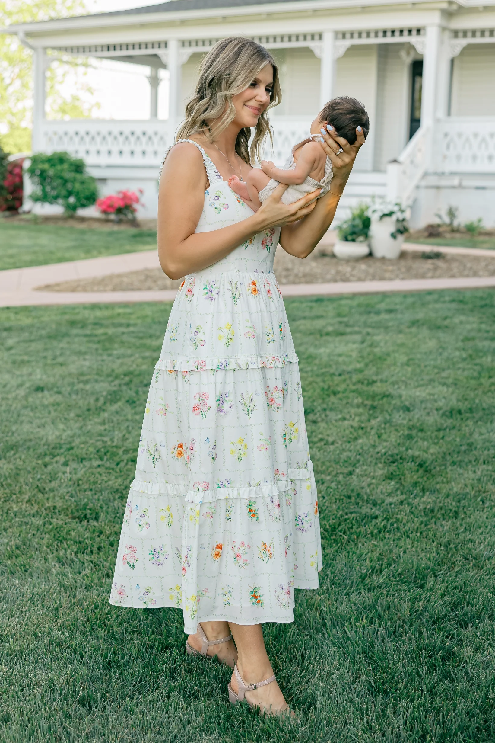 Kanya Dress with Nursing Zippers in Birth Flowers - Image 5