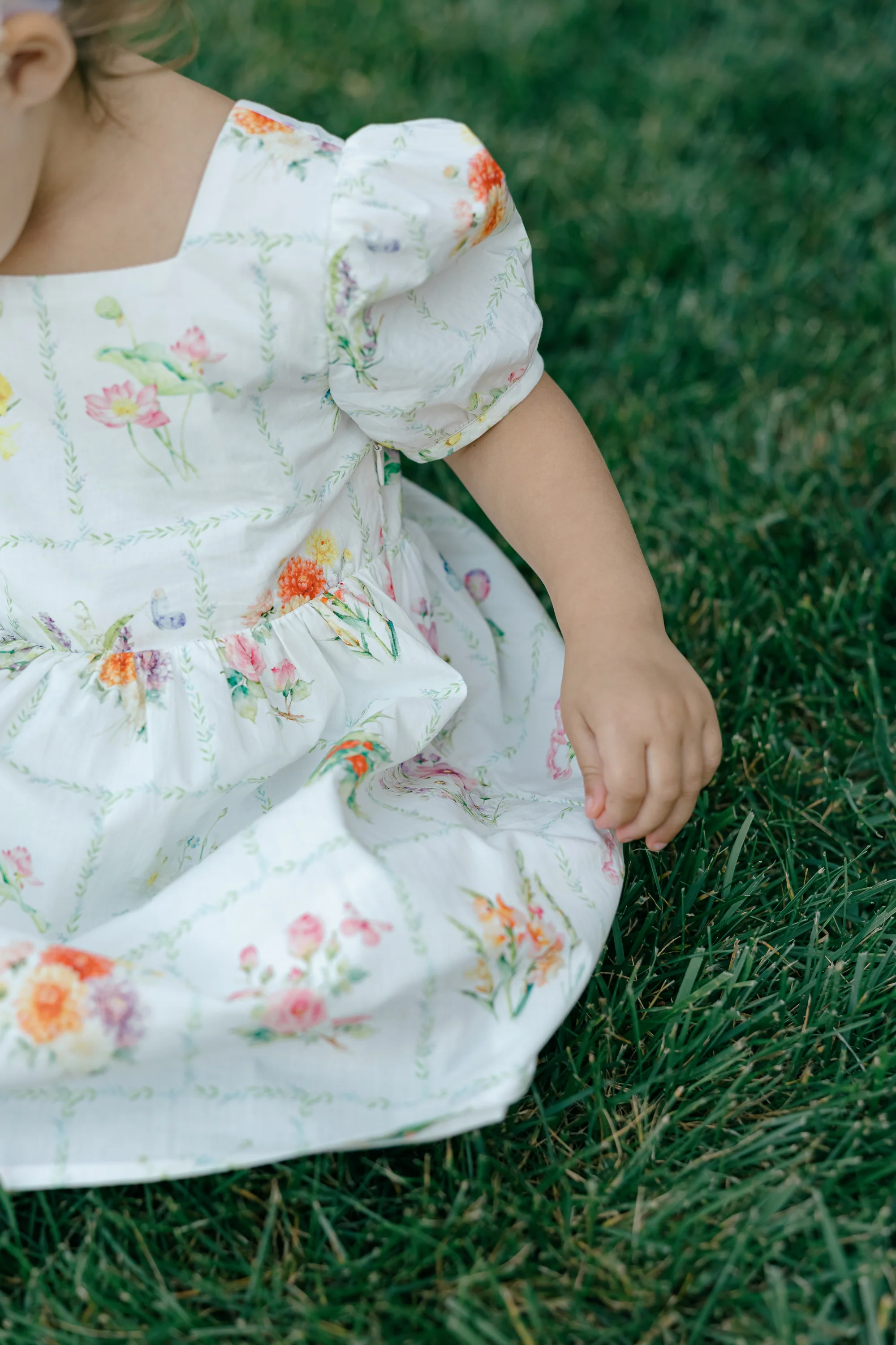 Little Darling Dress (Girls) in Birth Flowers - Image 6