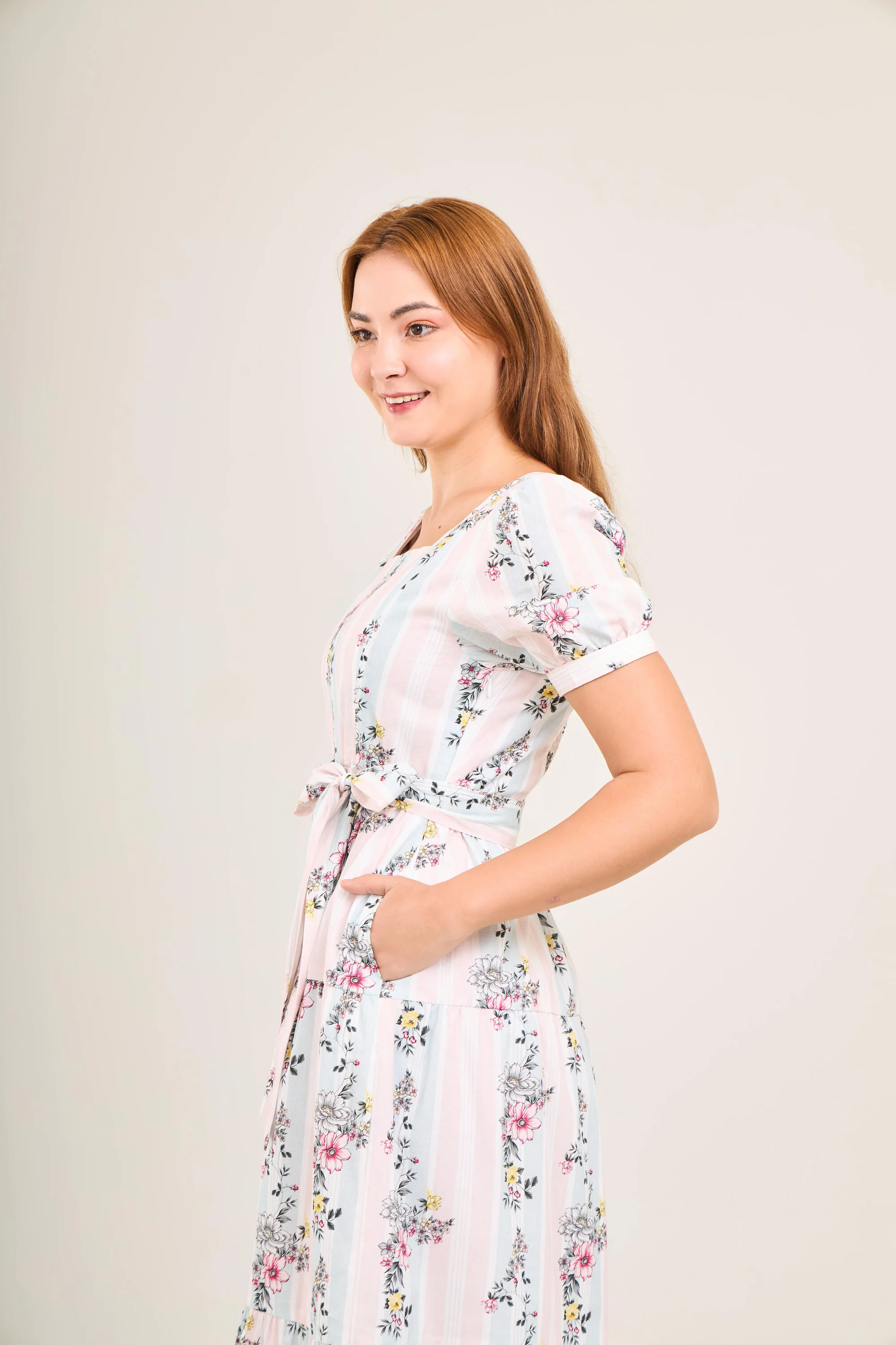 Versa Cotton Dress with Nursing Zippers in Sweet Floral - Image 13