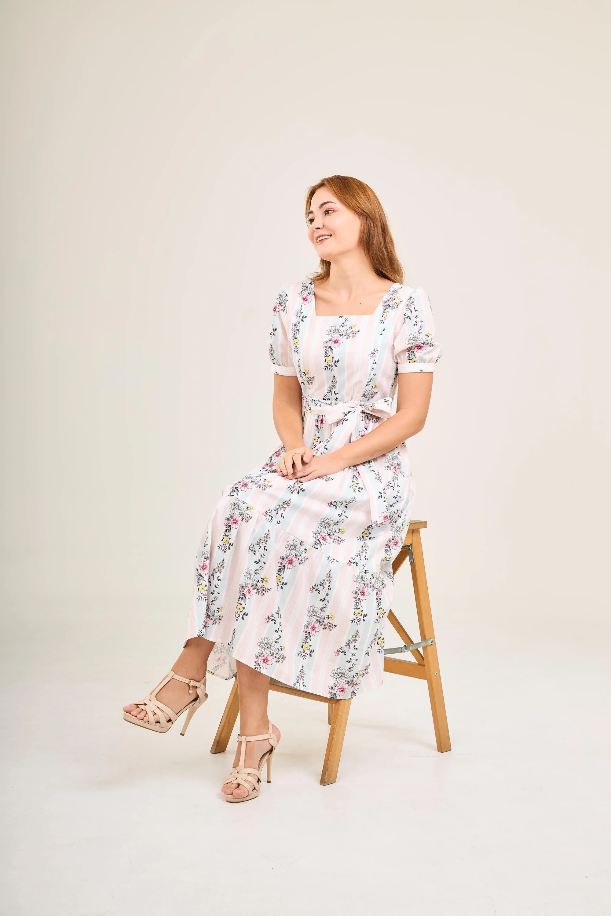 Versa Cotton Dress with Nursing Zippers in Sweet Floral - Image 16