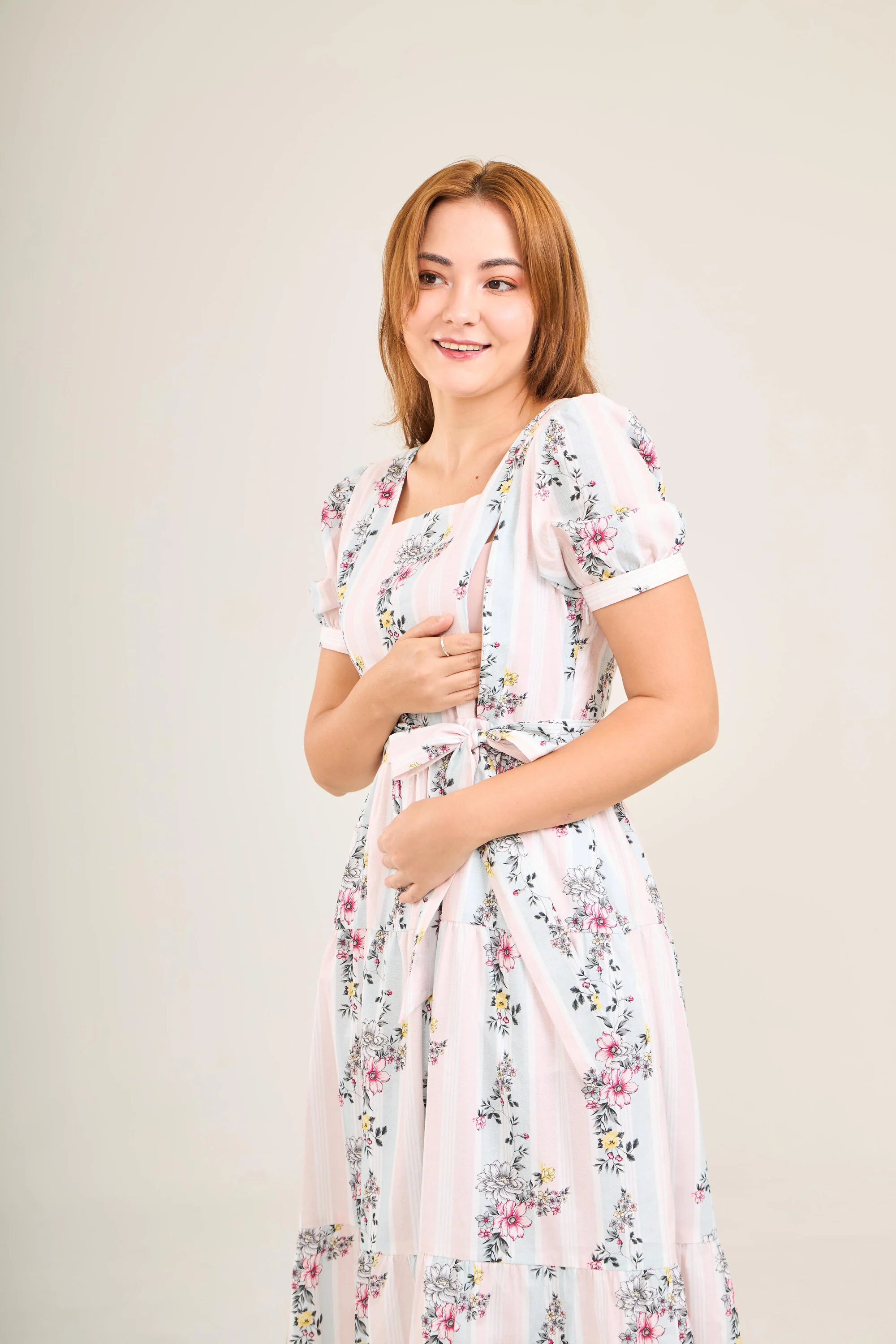 Versa Cotton Dress with Nursing Zippers in Sweet Floral - Image 20