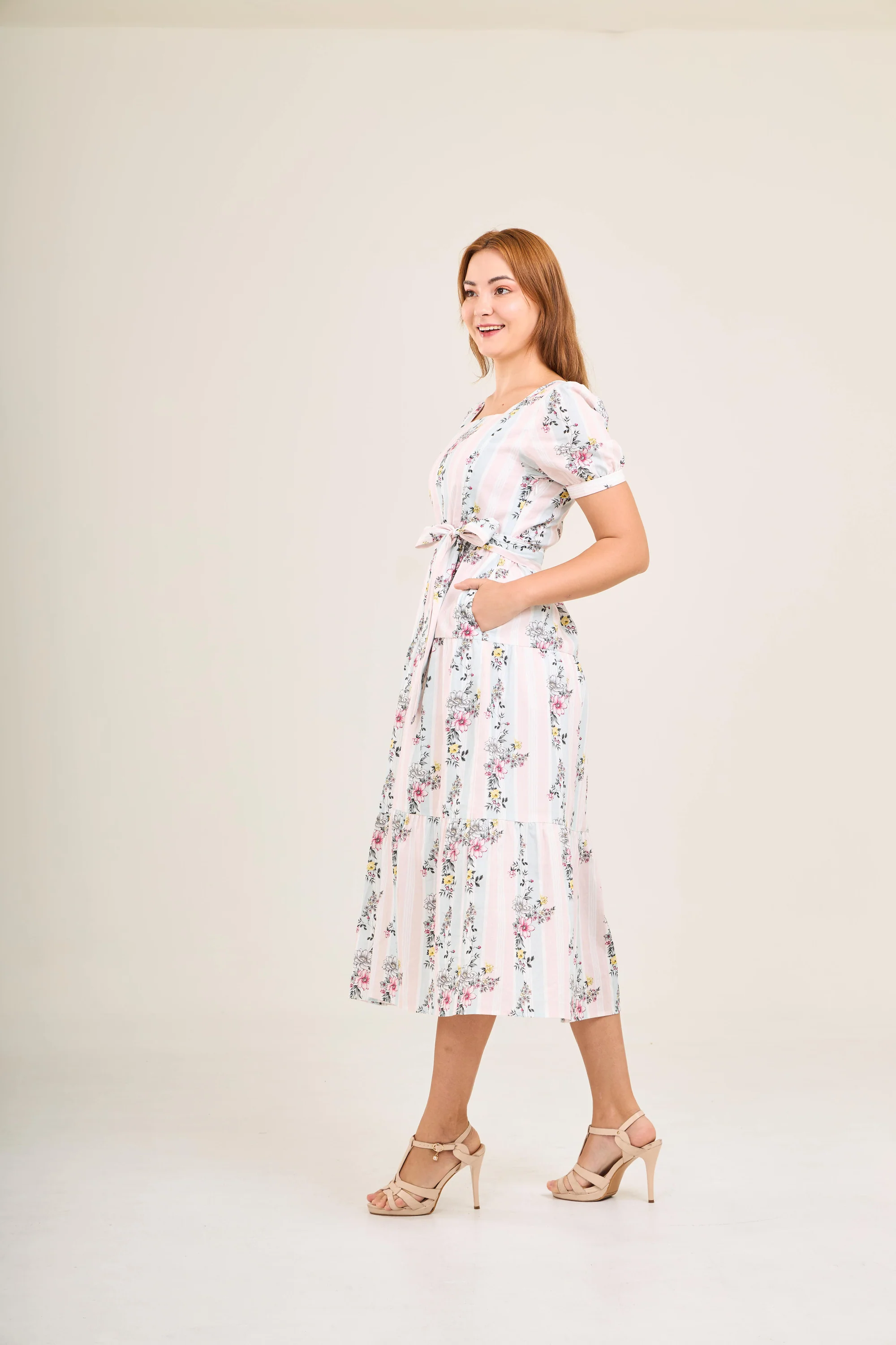 Versa Cotton Dress with Nursing Zippers in Sweet Floral - Image 9