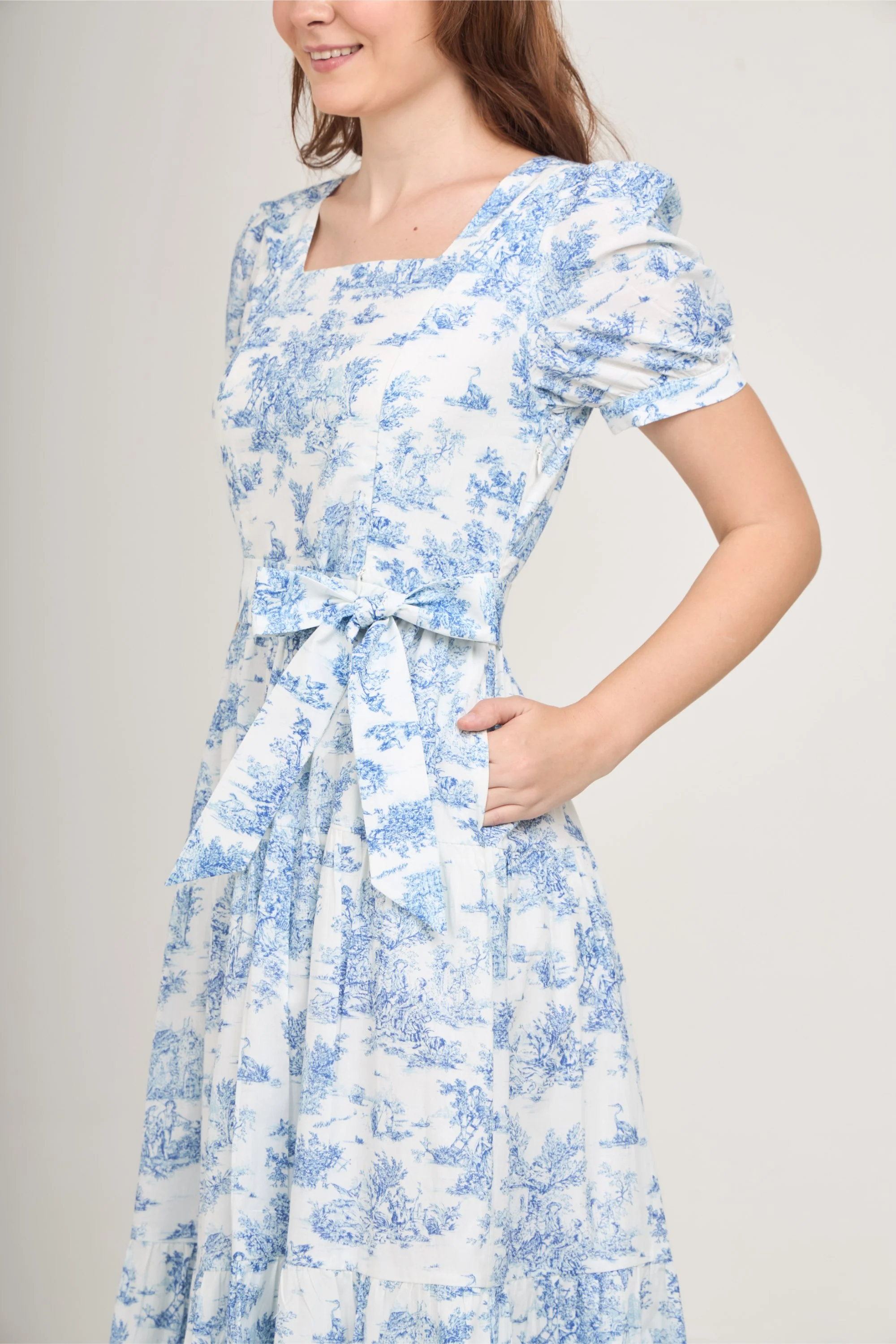 Versa Cotton Dress with Nursing Zippers in Vintage Blue Toile - Image 12