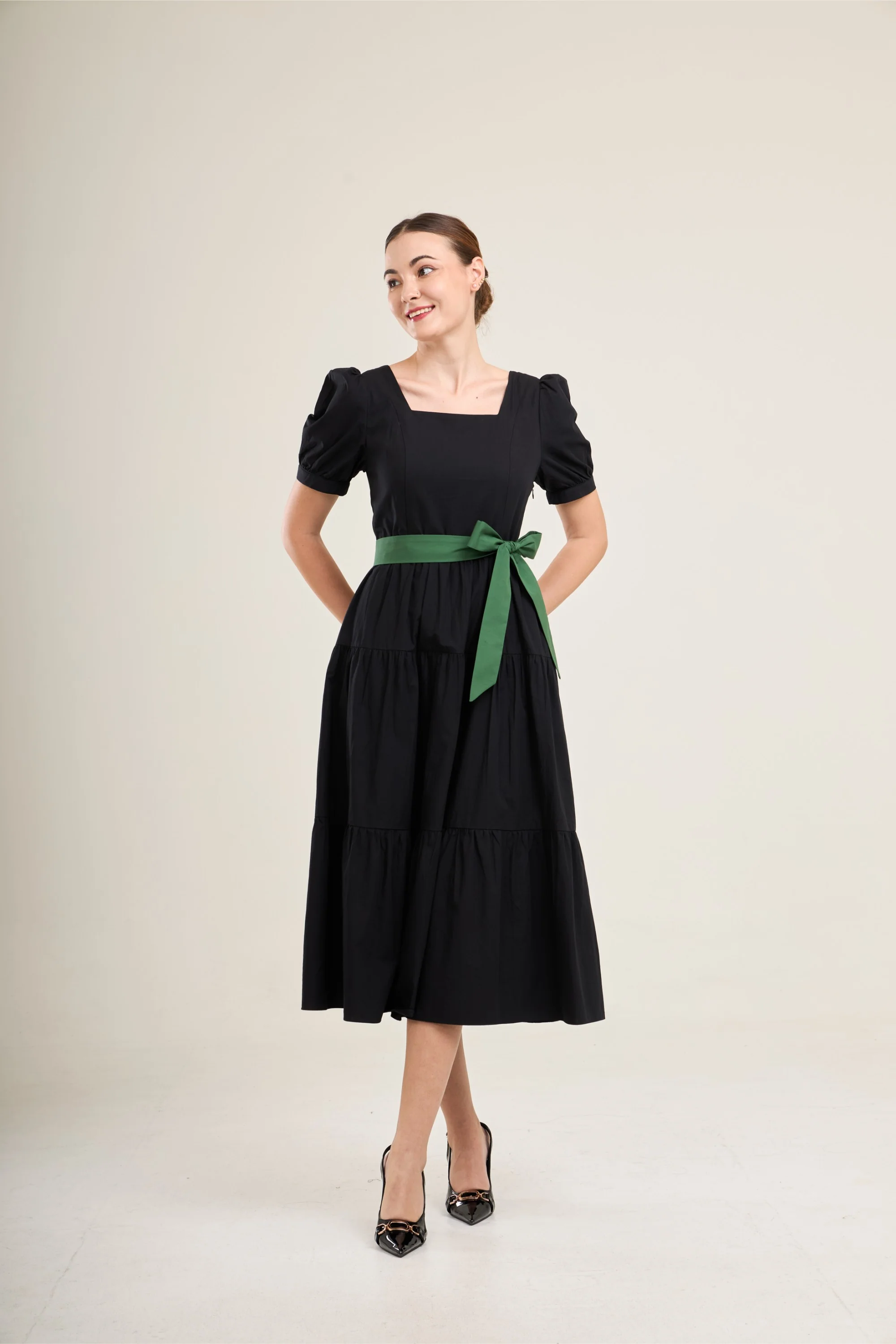 Versa Cotton Dress with Nursing Zippers in Black - Image 6